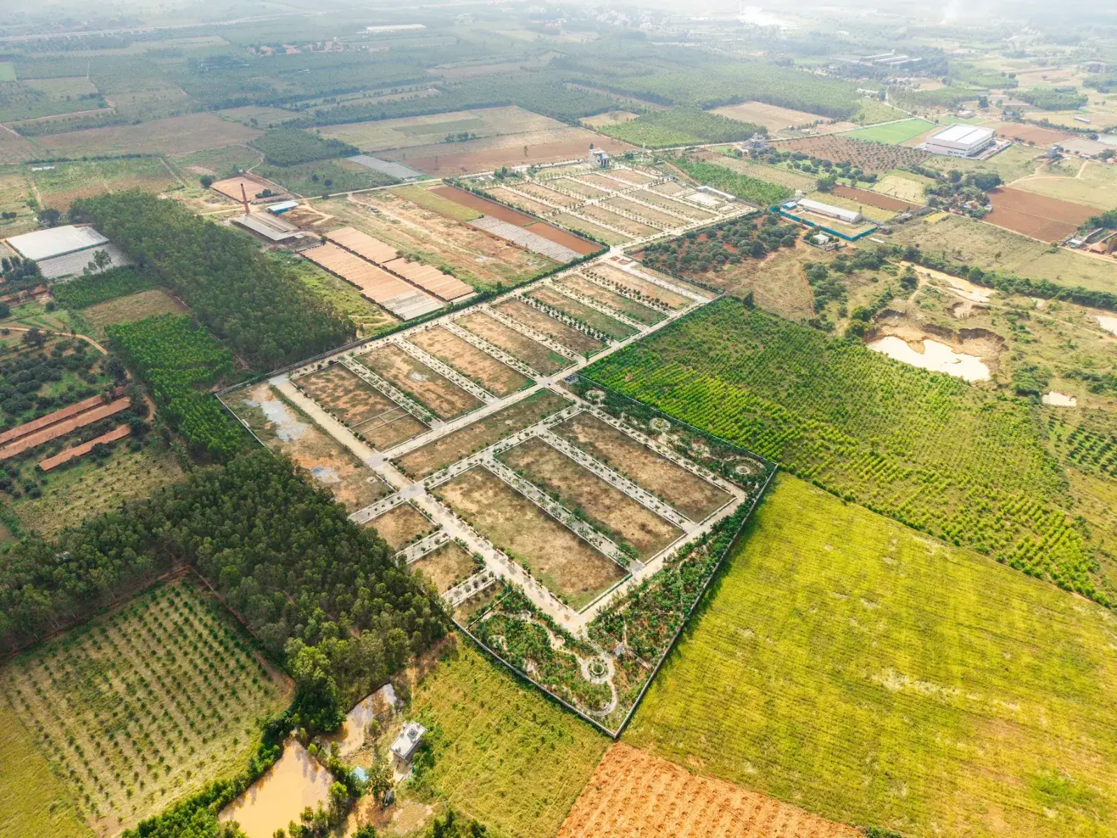 Aerial view of the Aura Ville layout from above